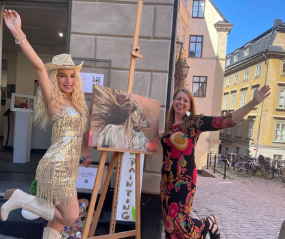 Capture the Energy of Swift with this fine art print by Ingela Johansson. Limited to 21 pcs, sustainably crafted, unframed, with free delivery.