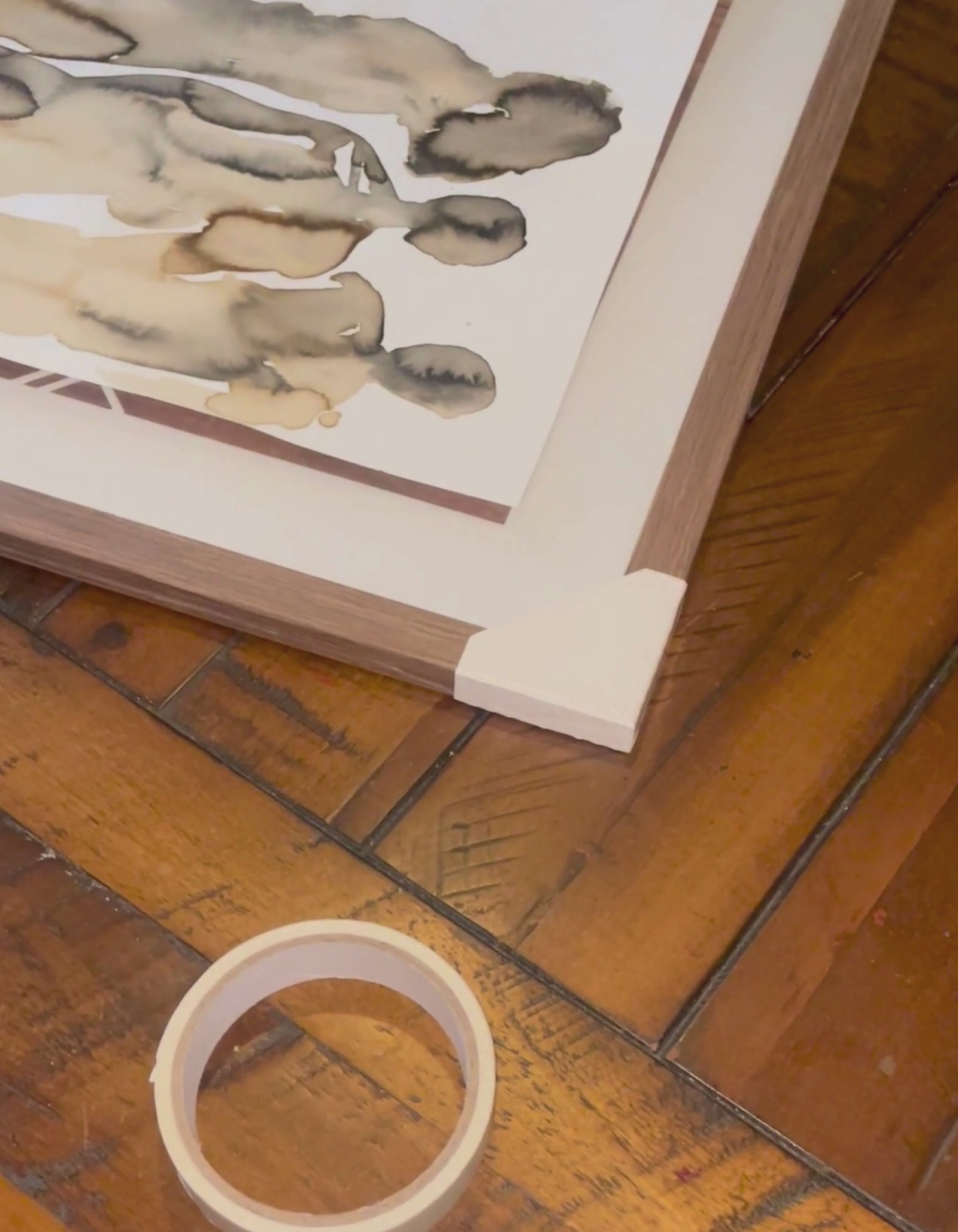 Video of artist Ingela Johansson painting Coffee to Meet with real coffee and ink